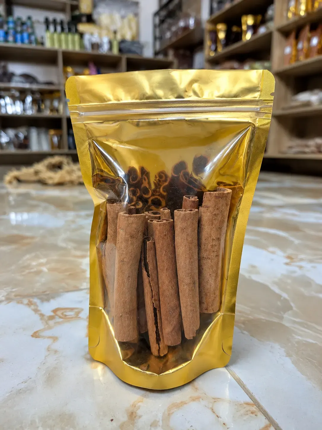 Cassia Ceynamon (local ceynamon)